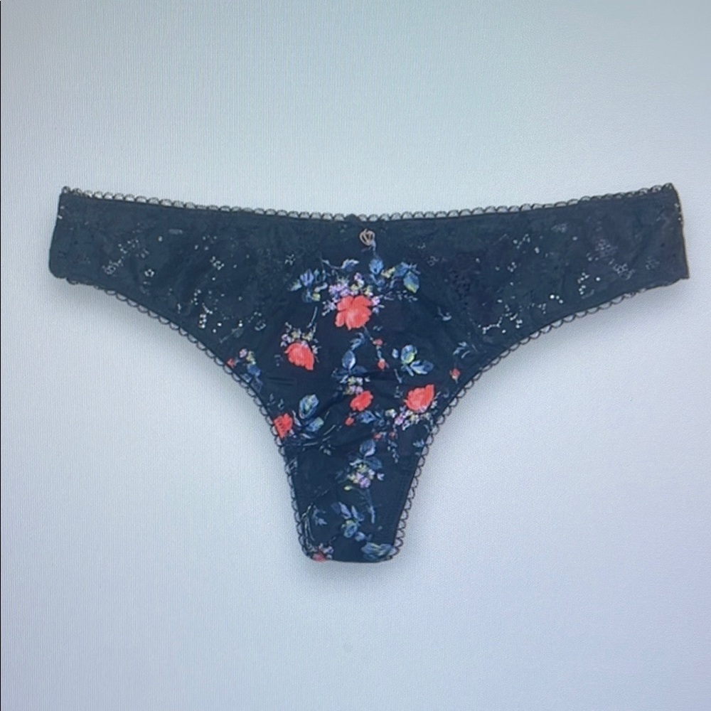 Floral Lace Thong